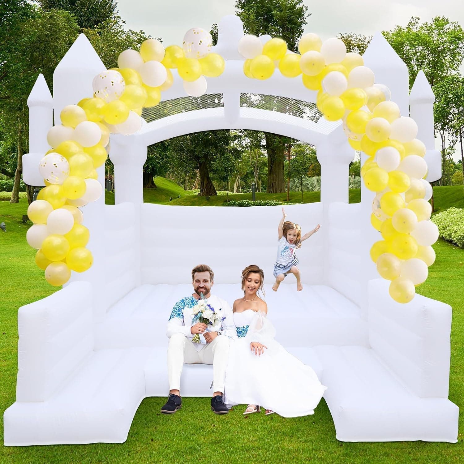Large White Wedding Bouncy Castle for Adults, Commercial Inflatable Bounce House with Blower &amp; 100 Balloons, Heavy Duty Oxford Cloth for Wedding Party Outdoor Events